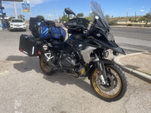 Stopping for gas in Sierra Blanca, Texas. The GS is still clean! 6-10-23