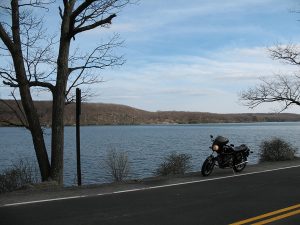 The R100S along the glorious Seven Lakes Drive in Harriman