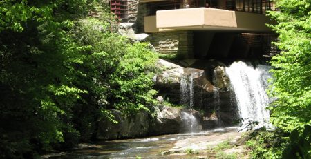 Fallingwater in full view – absolutely amazing!