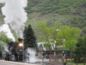 The coal-fired locomotive on narroe gauge railroad, coming to pick us up!